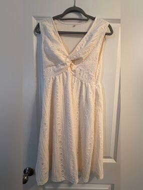 Modlily Beige Tummy Coverage Short Sleeveless V-NeckTwist-Front Lace Dress NWOT